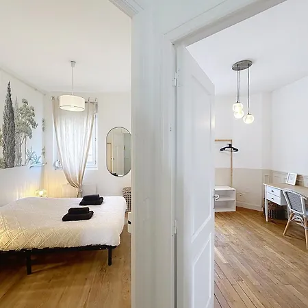 Vesle- Hyper Centre - 2 Appartement Reims